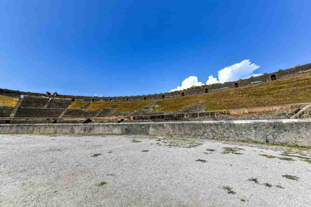 Amphitheatre ancient roman city pompeii amphitheatre pompeii is one oldest surviving roman amphitheatres