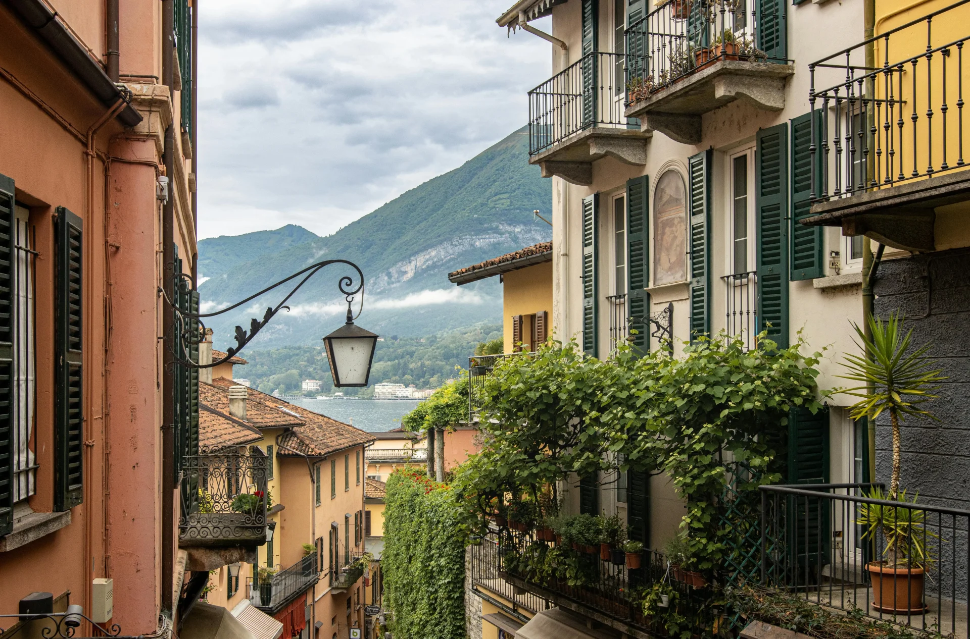 como lake view