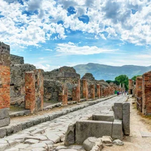 street in pompeii