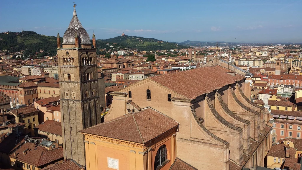 Skyline, Bologna